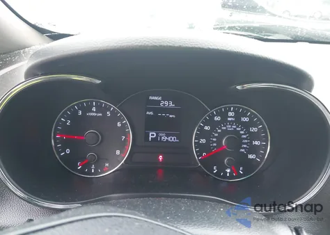 2016 Kia Forte Lx z USA, uszkodzony, nr VIN KNAFX4A66G5477915